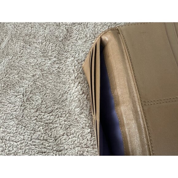 Coach Women’s Wallet Trifold Leather Solid Beige Button Shut - Picture 11 of 14